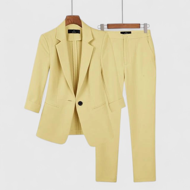 Kylie | Sophisticated Blazer & Trouser