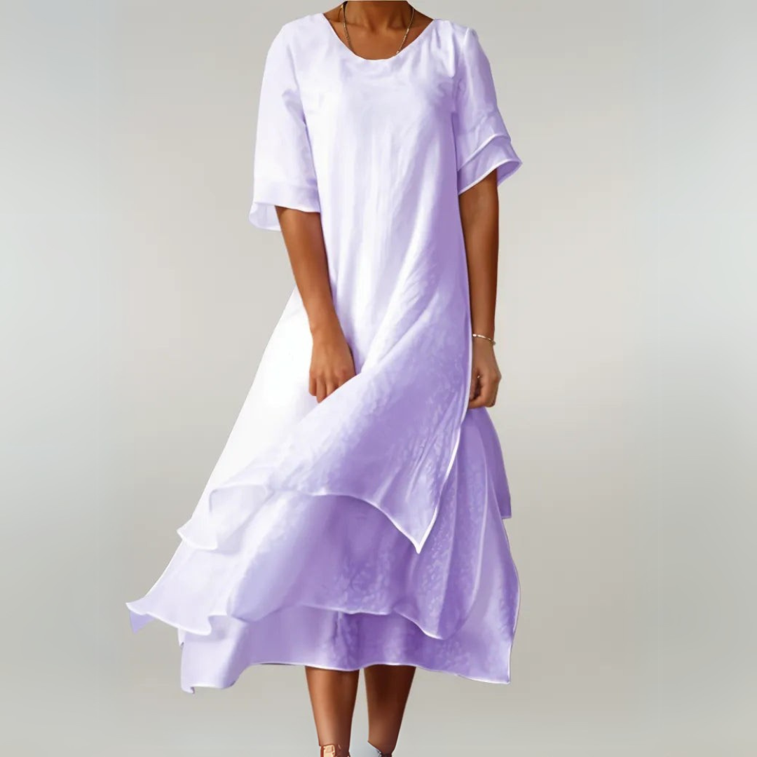 Carol | Maximum dress model with a timeless silhouette