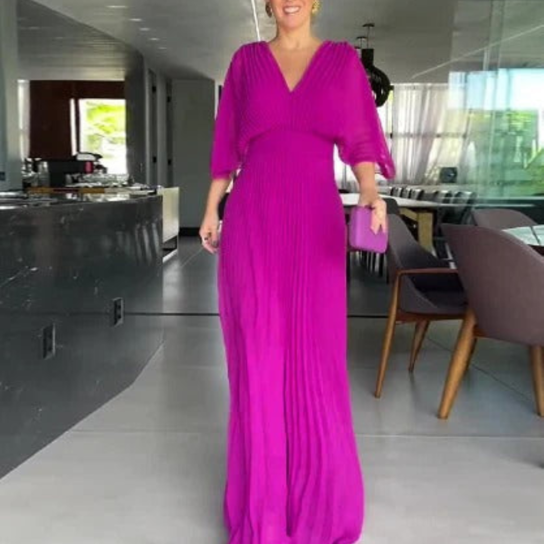 Vera | Pleated Dress with Elegance
