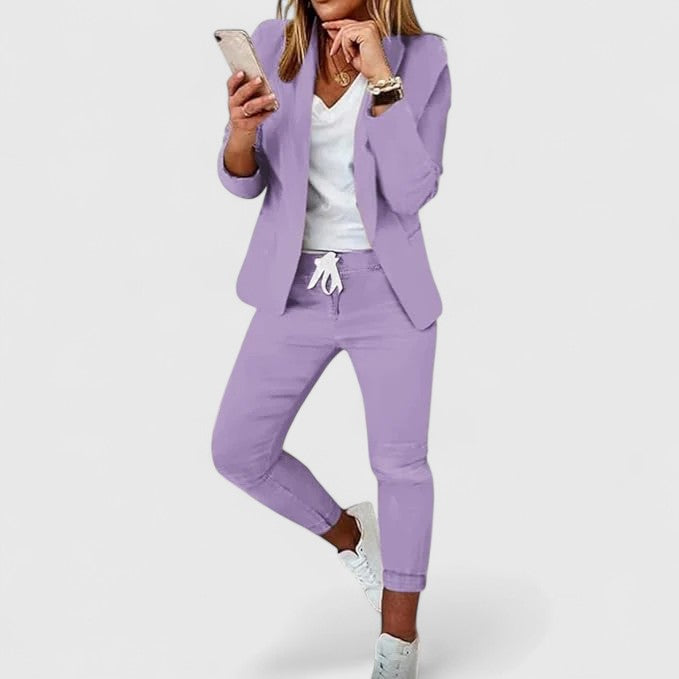 Everly | Sophisticated Suit