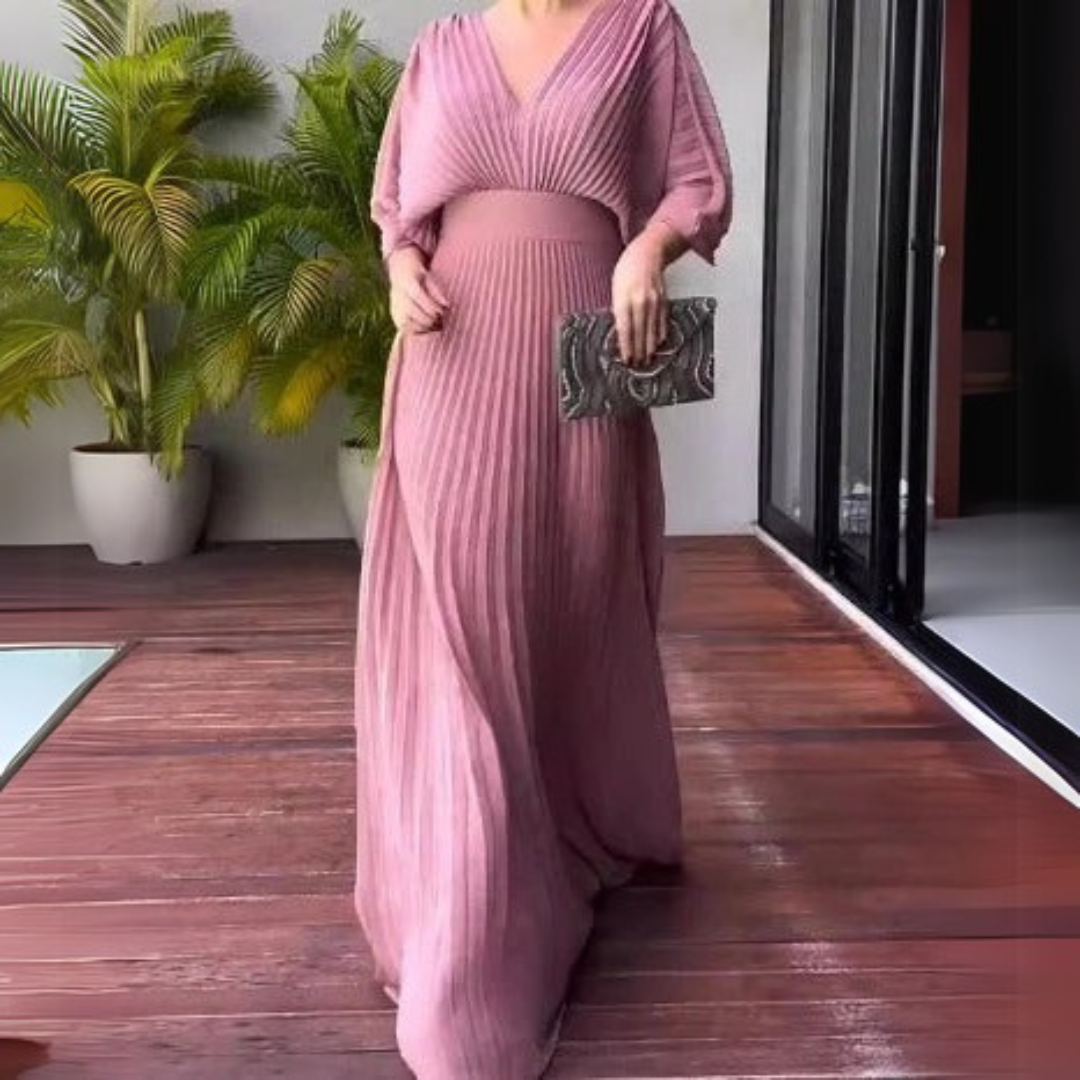 Vera | Pleated Dress with Elegance