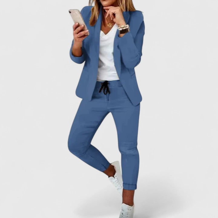 Everly | Sophisticated Suit