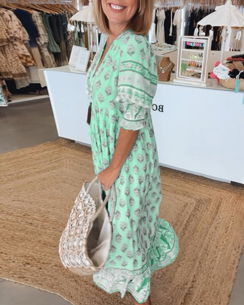 Verona | Stylish dresses with V-neckline and elegant pattern