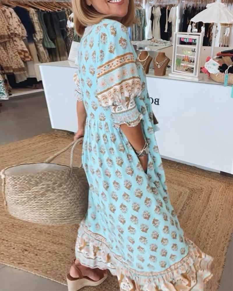 Verona | Stylish dresses with V-neckline and elegant pattern