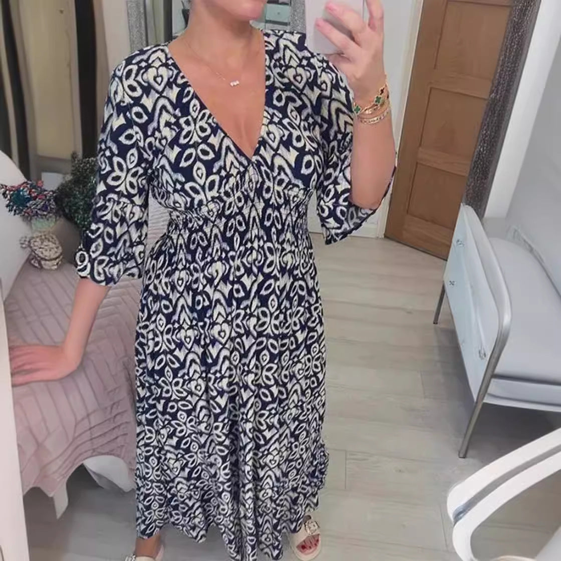 Roxanne | Stylish floral patterned dresses with V-neckline