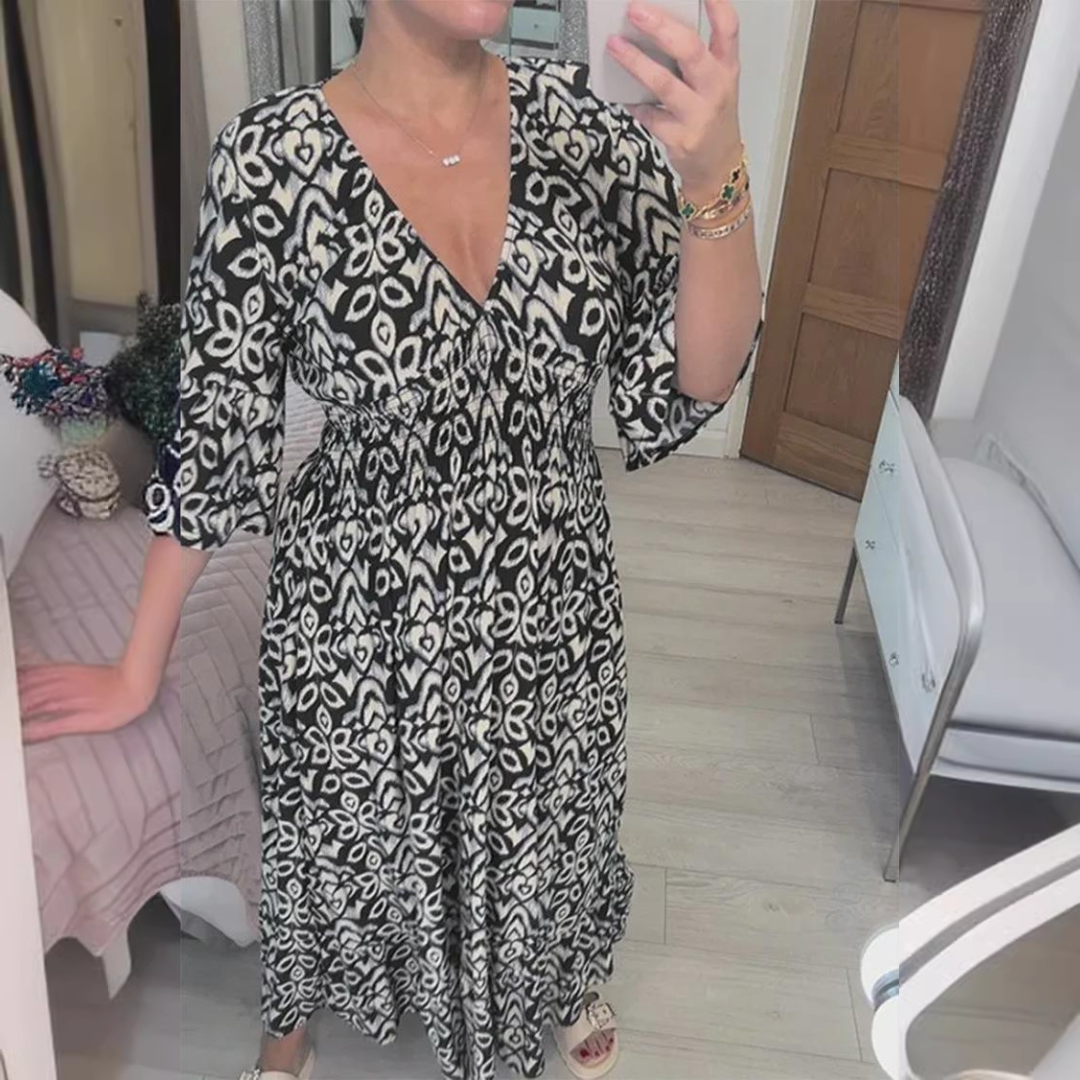 Roxanne | Stylish floral patterned dresses with V-neckline
