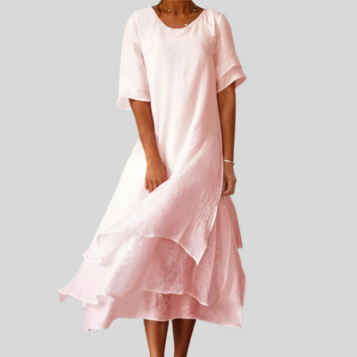 Carol | Maximum dress model with a timeless silhouette