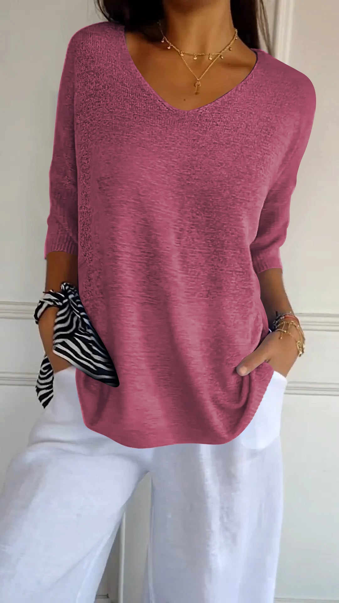 Avis | Soft V-Neck Top