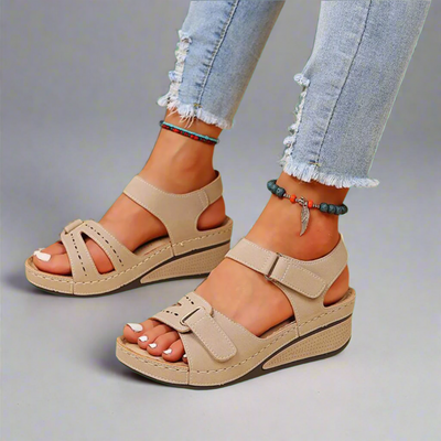 camile | Elegant orthopedic sandals made from soft material