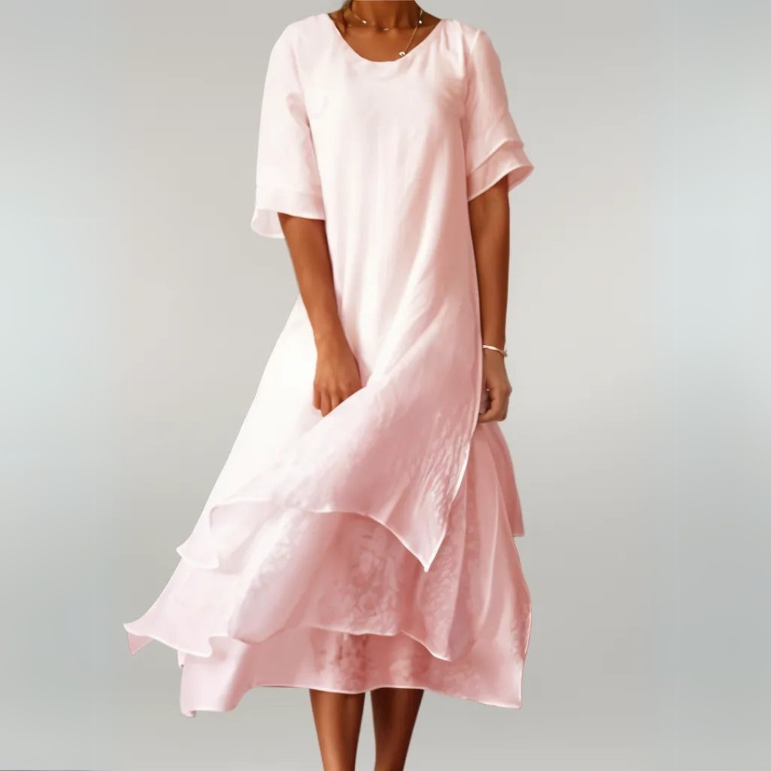 Carol | Maximum dress model with a timeless silhouette