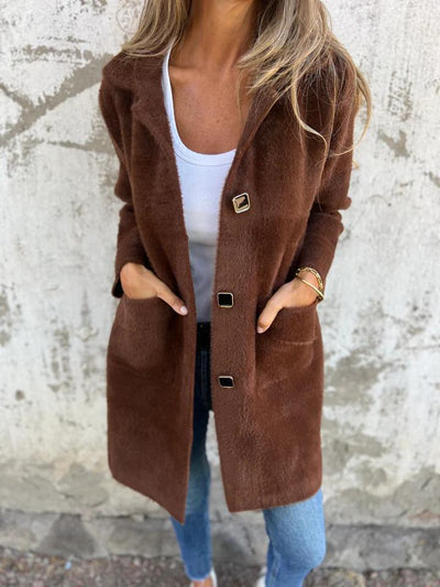 Gwendolyn | Elegant, Coarse Coat