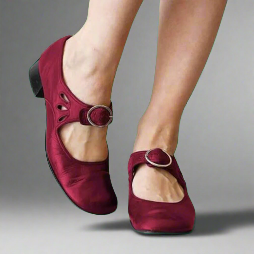 Rien | Orthopedic sandals with a comfortable platform sole