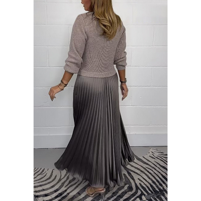 Valerie | Extraordinary dress with detailed skirt