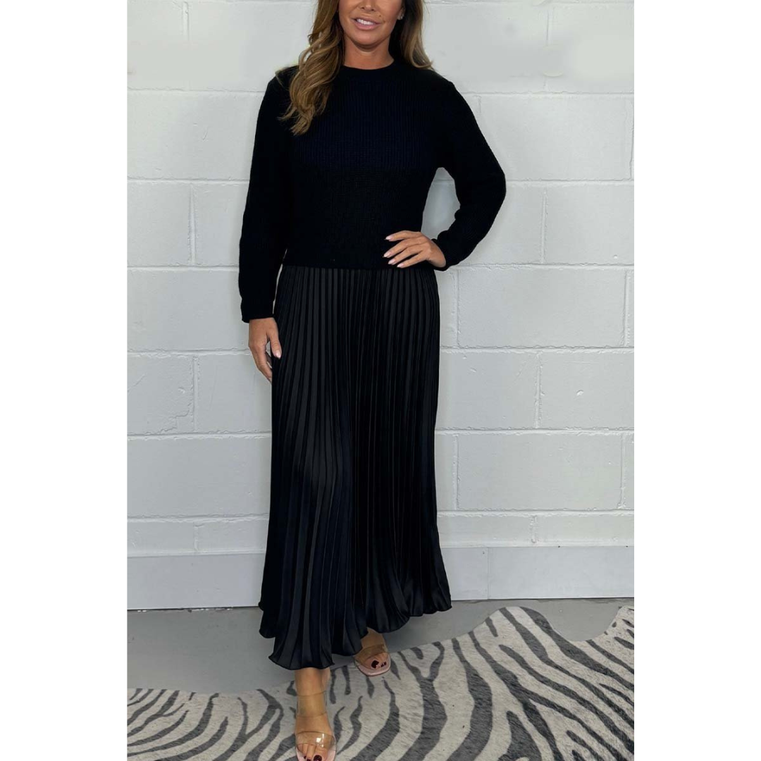 Valerie | Extraordinary dress with detailed skirt