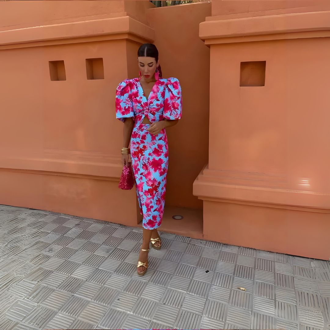 Alexandra | Dress with Short Sleeves and Bright Colors