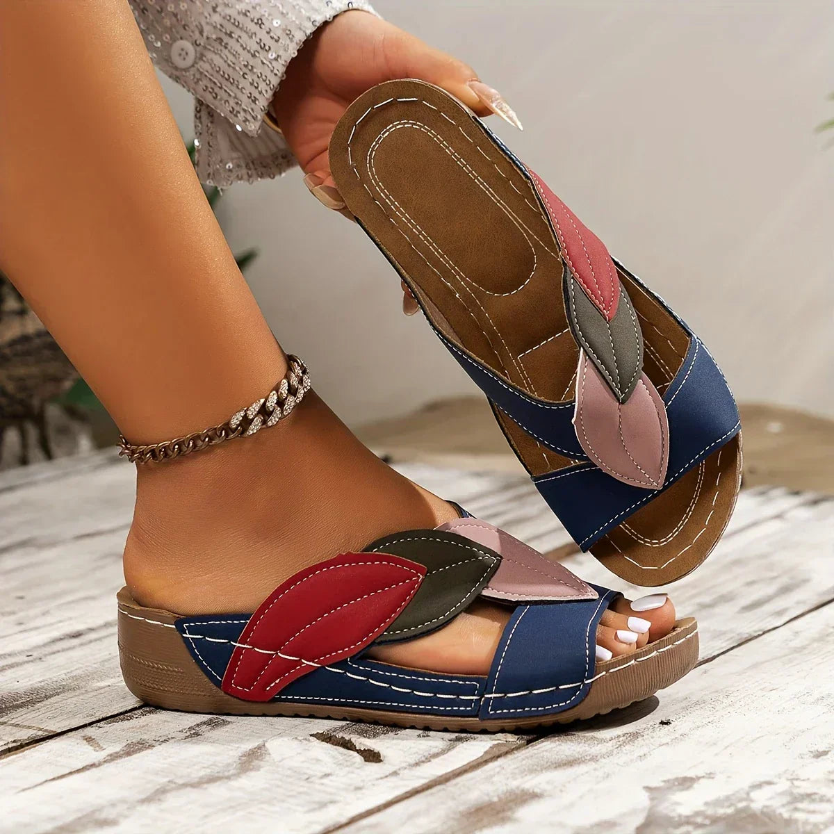 Lily | Slip-on sandals