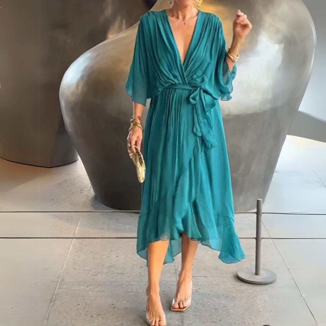 Fatima | Dresses with a V-neckline