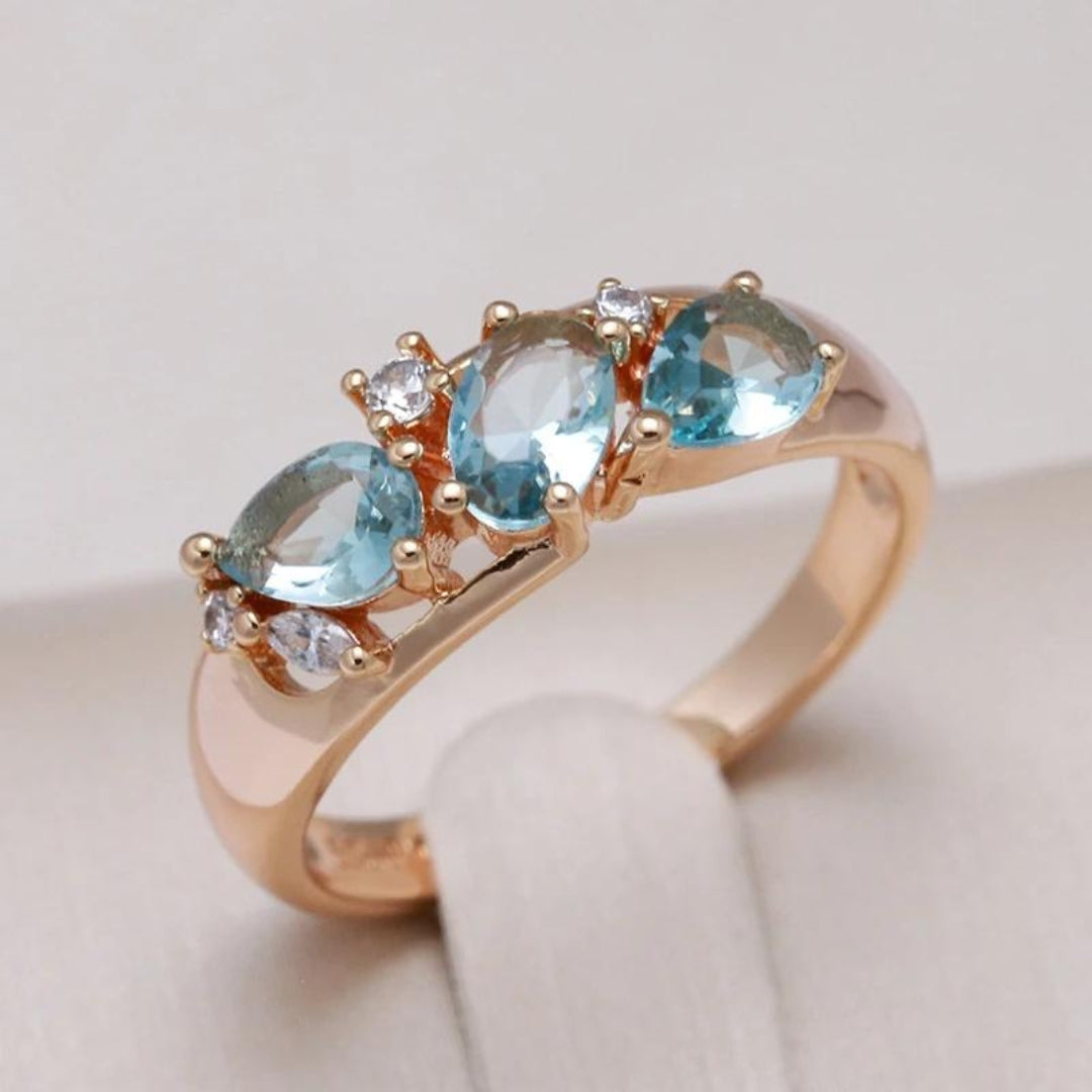 Sheryl | Elegant blue zirconium vintage ring in gold
