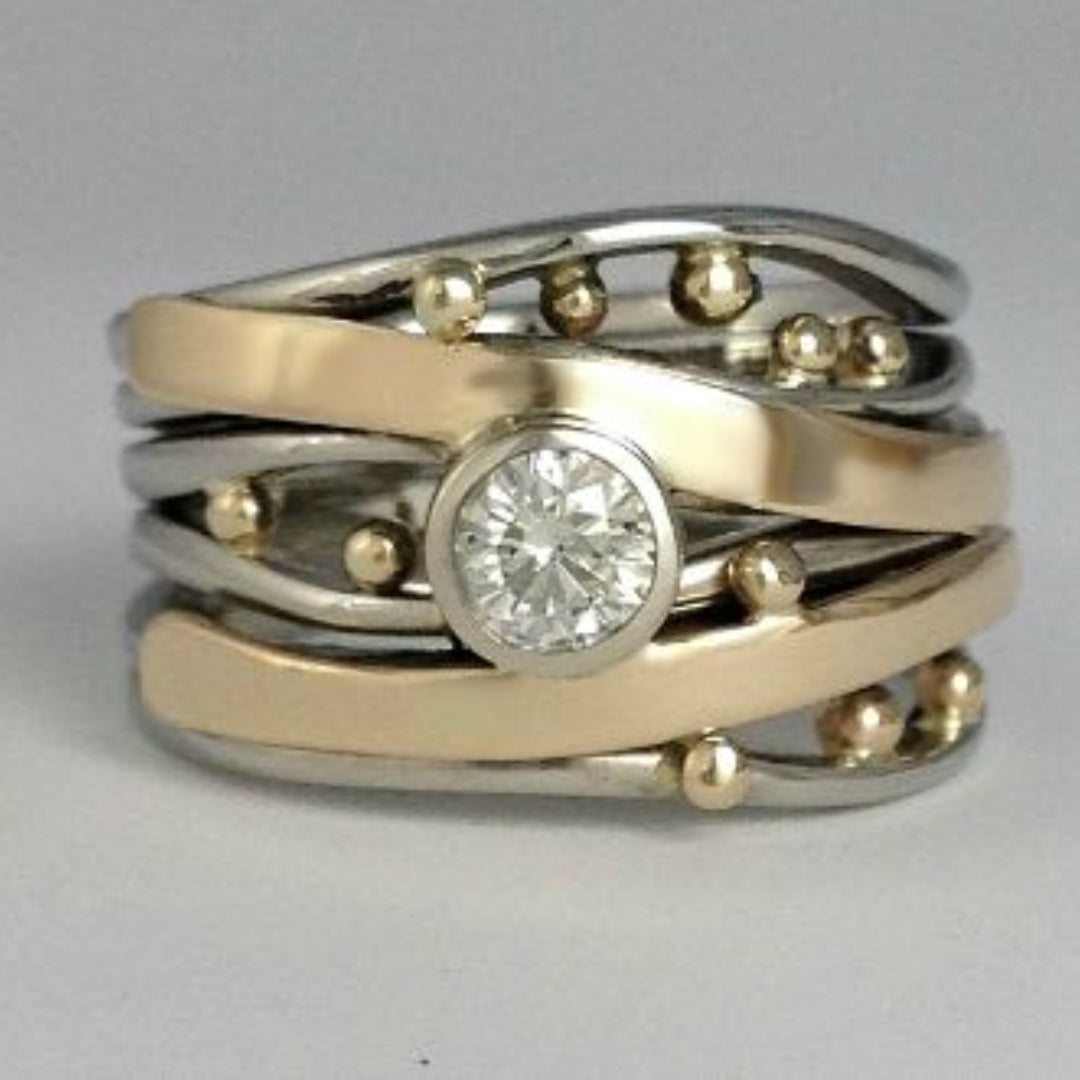 Cami | Zirconia Ring with Vintage Gold Inlay