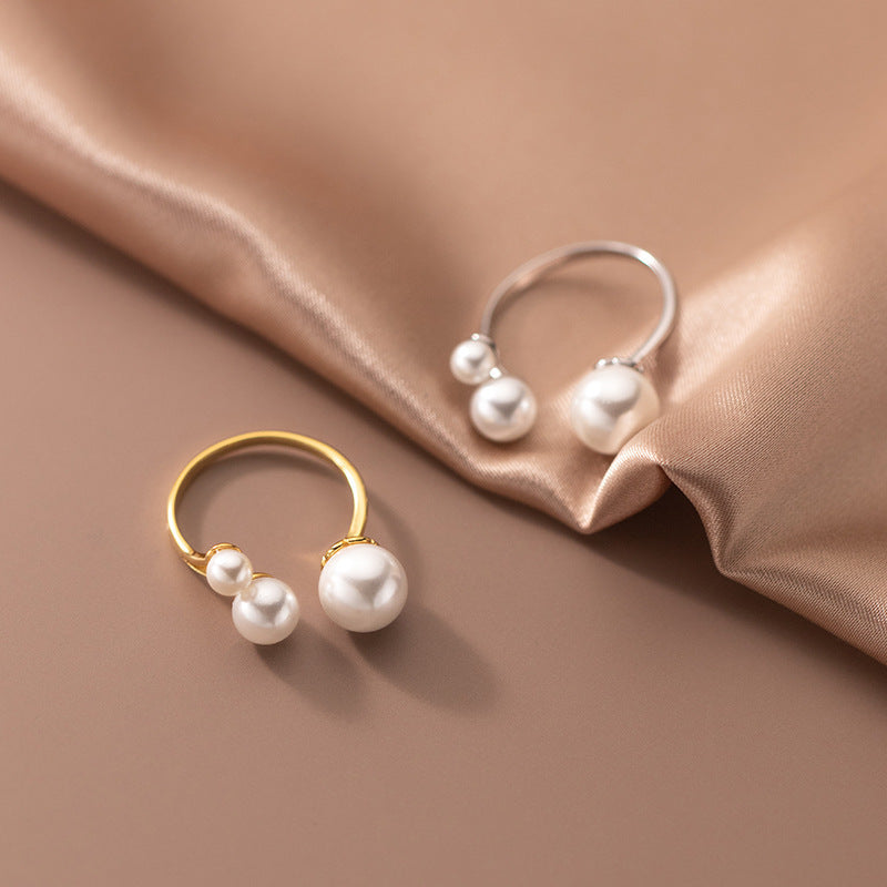 Adel | Adjustable Triple Freshwater Pearl Ring