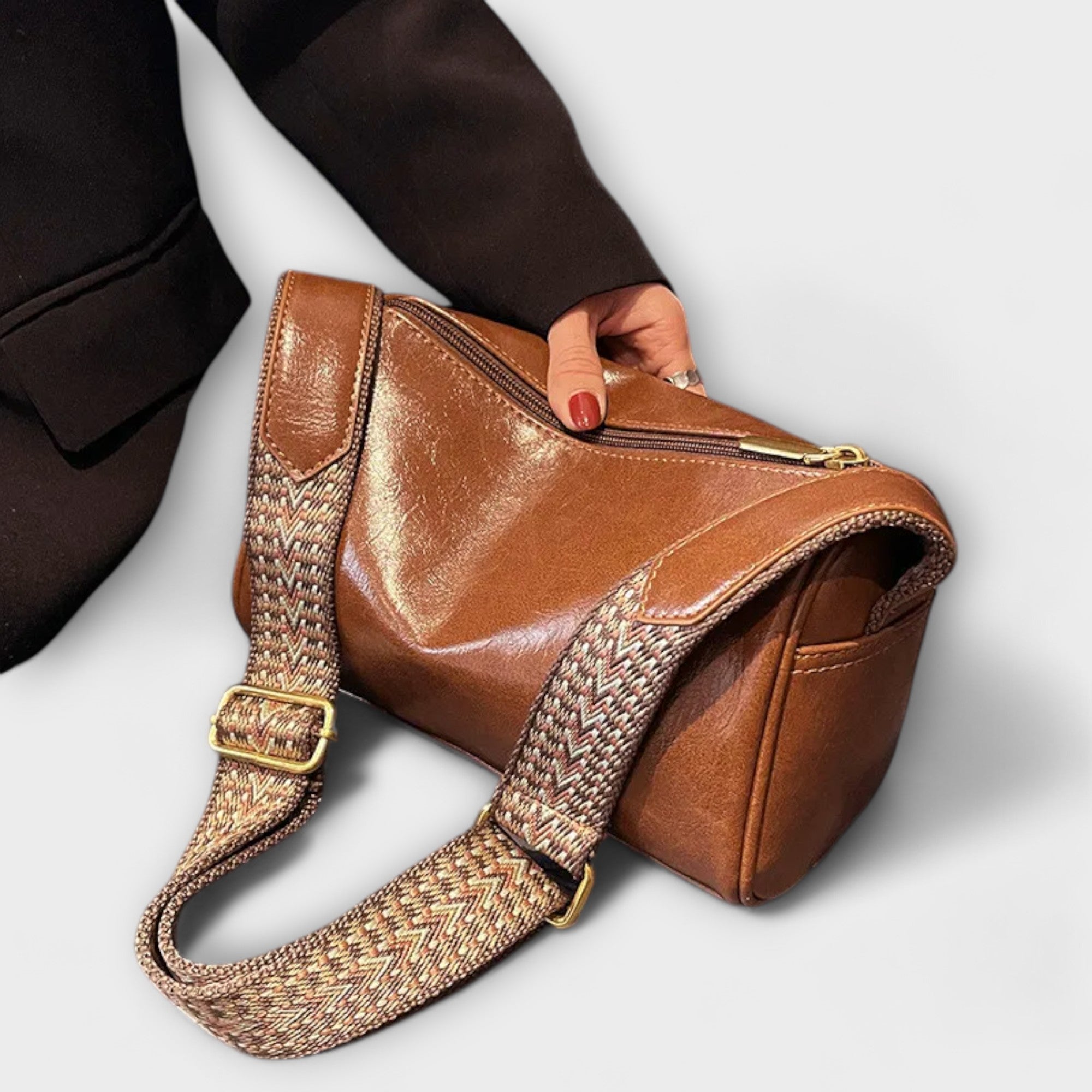Nicole | Vintage Crossbody Bag