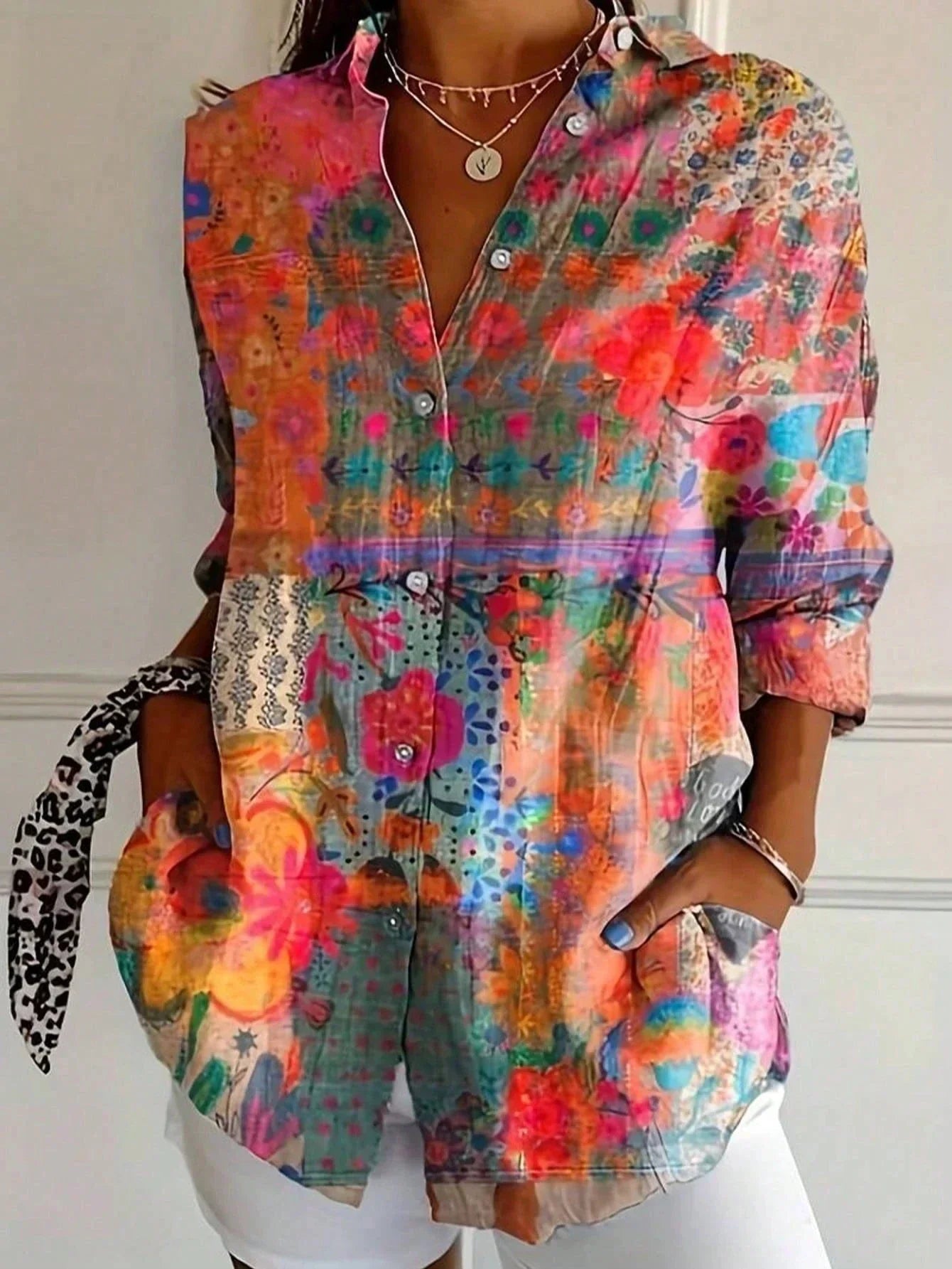Annika | Colorful Blouse with Playful Print