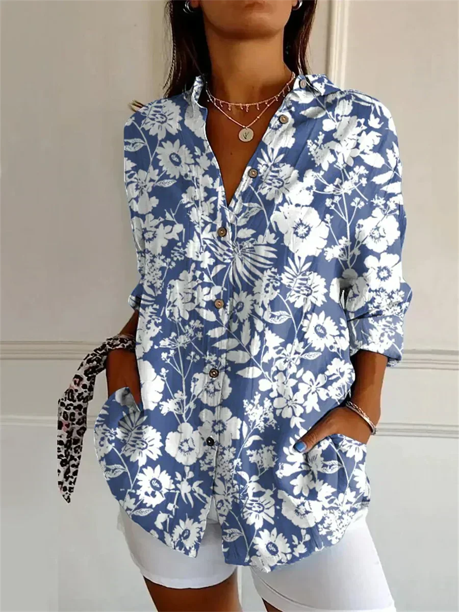 Karen | Comfortable Blouse with Flowers