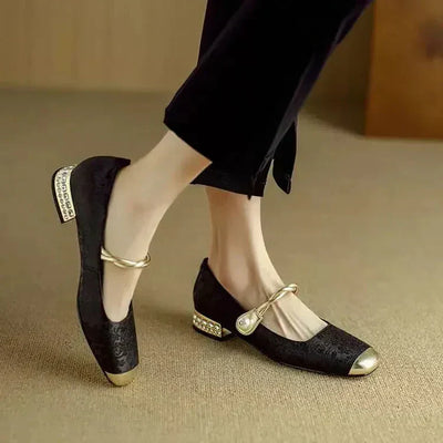Sue | Elegance with a sparkle