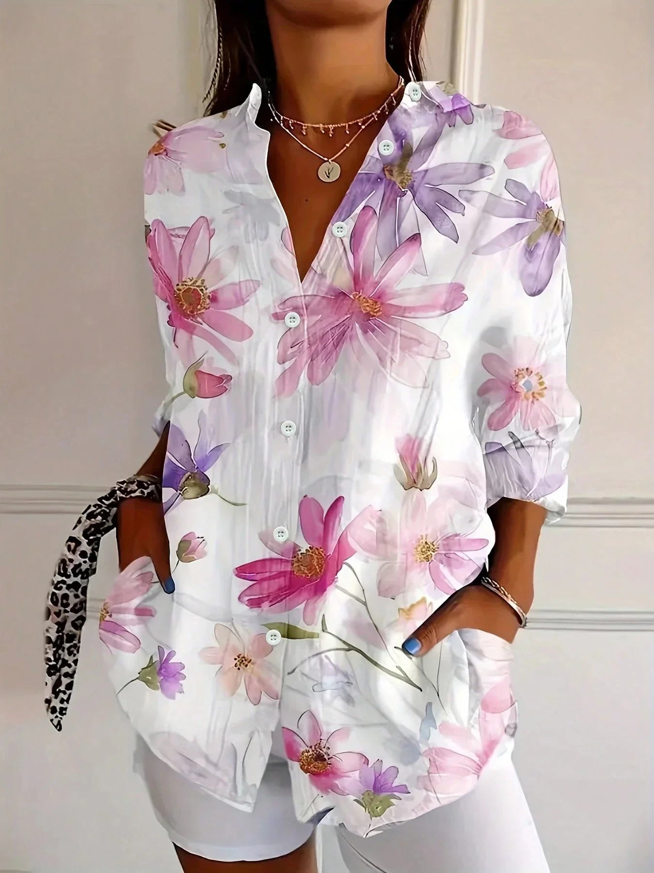 Annika | Colorful Blouse with Playful Print