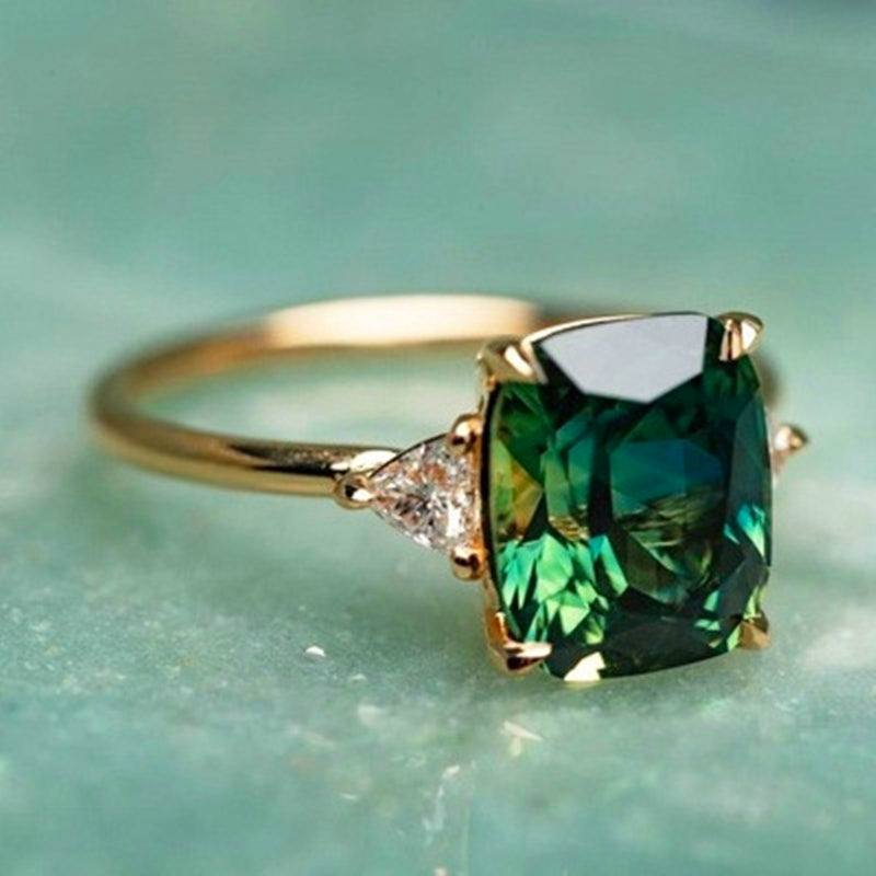 Winona | Green zircon ring in gold