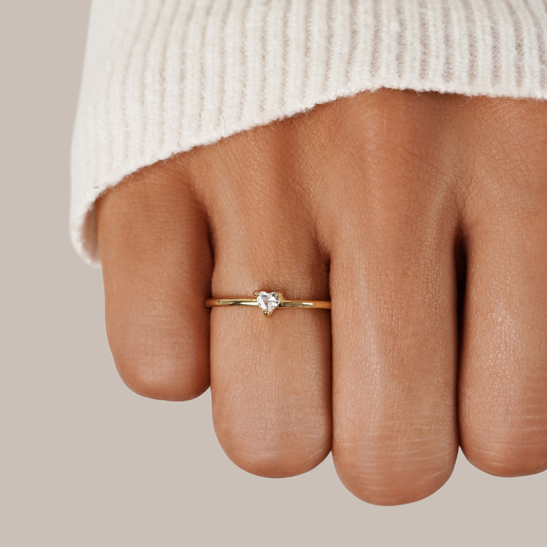 Lovely | Heart Ring in Crystal