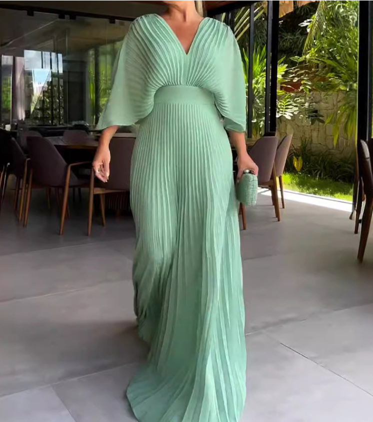 Zarya | Perfect Pleated Maxi Dress for Every Season