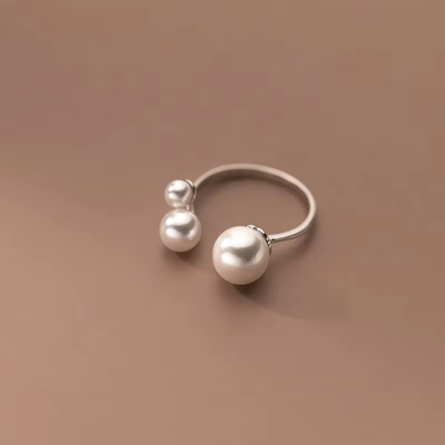 Adel | Adjustable Triple Freshwater Pearl Ring