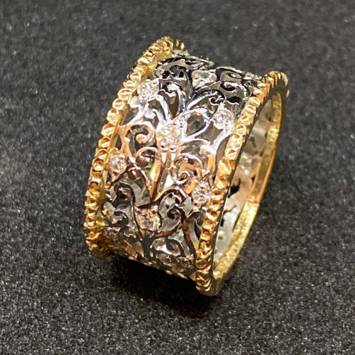 Mika | Vintage Ivy Zirconia Ring