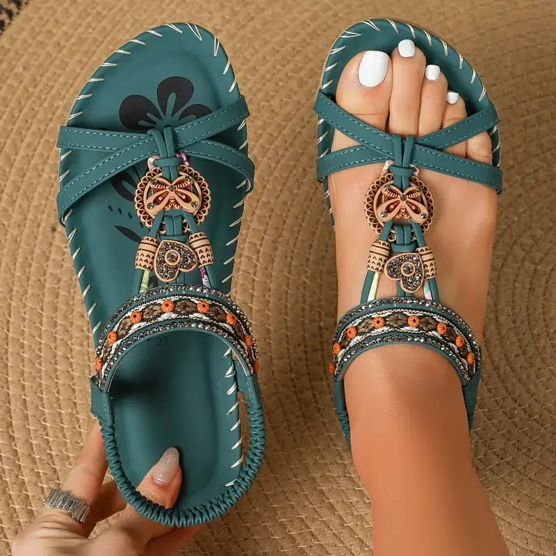 Clara | Elegant sandals decorated with flowers and a rhinestone butterfly