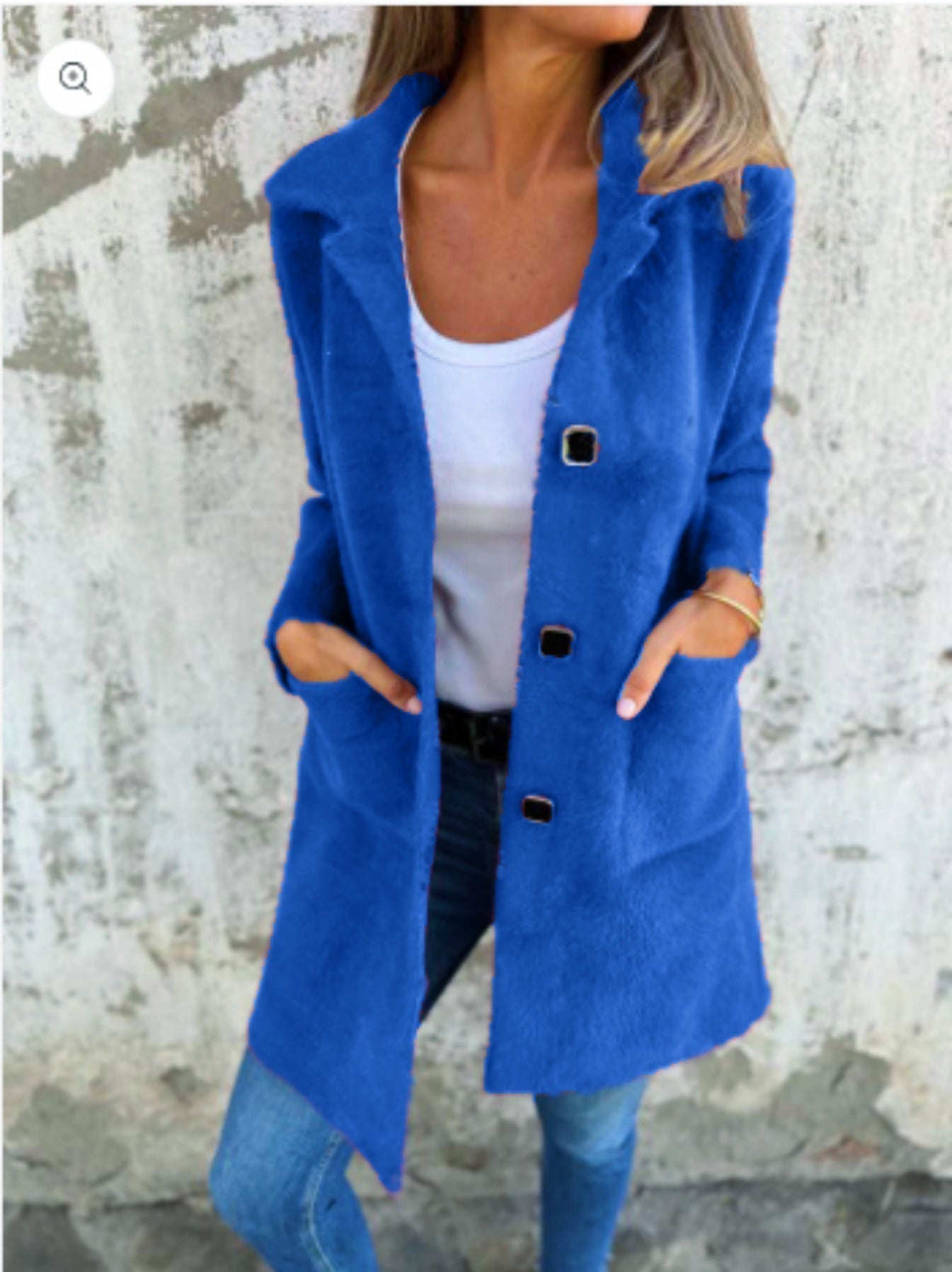 Gwendolyn | Elegant, Coarse Coat
