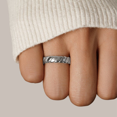 Jemma | Twisted Infinity Silver Ring Calira