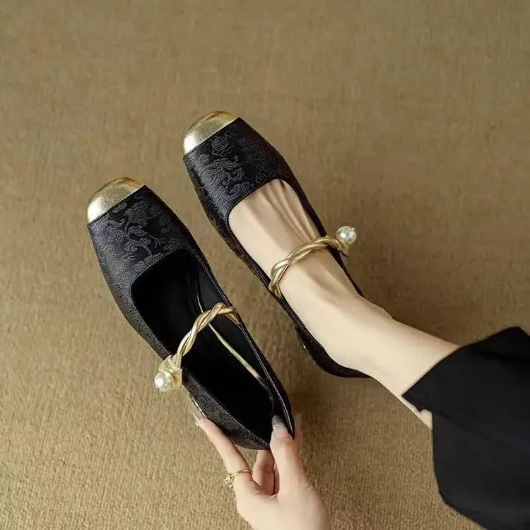 Sue | Elegance with a sparkle