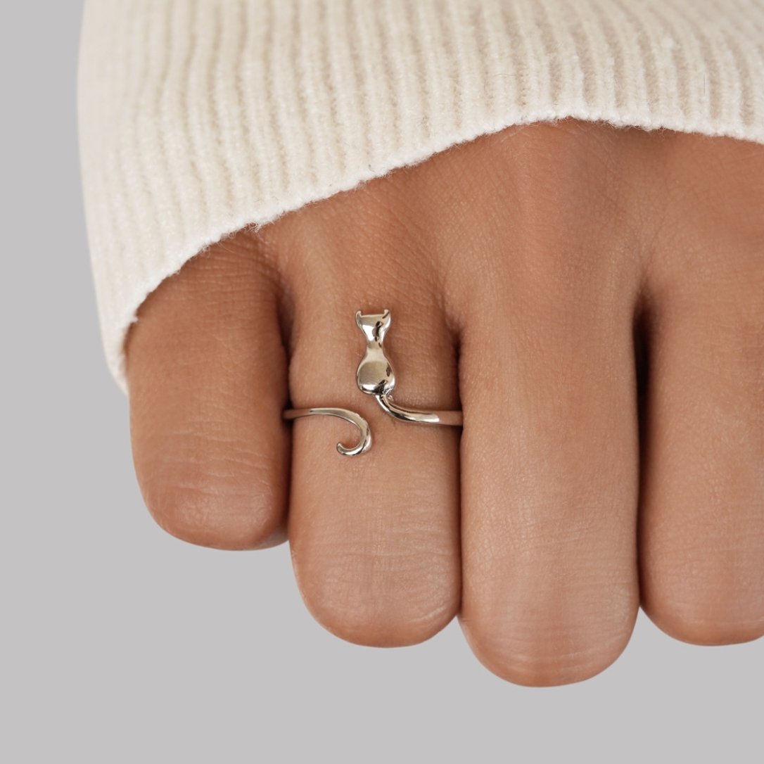 Liselle | Midnight Cat Silver Ring