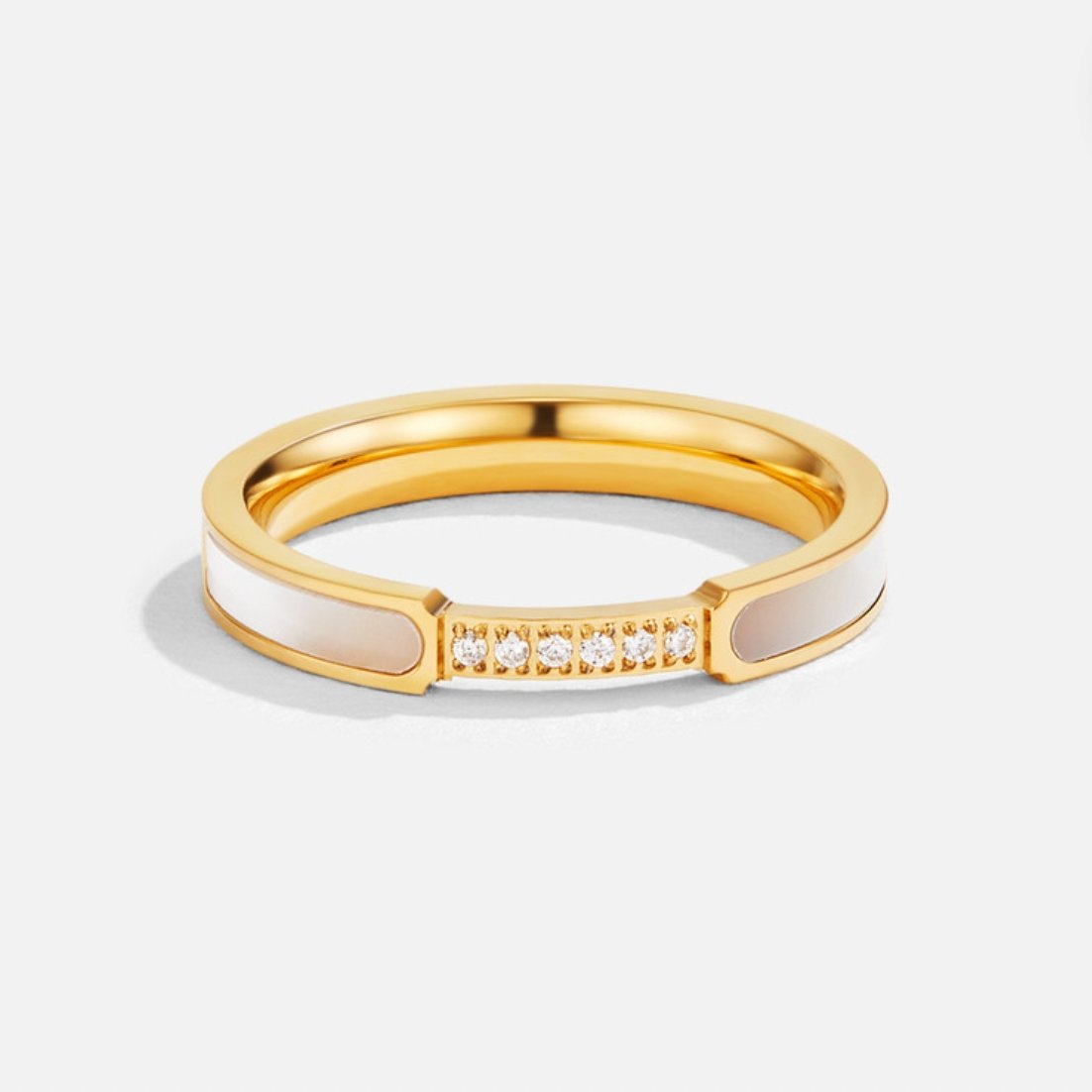 Unit | Pearl and Crystal Ring