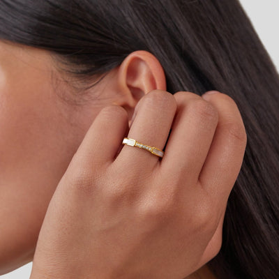 Unit | Pearl and Crystal Ring