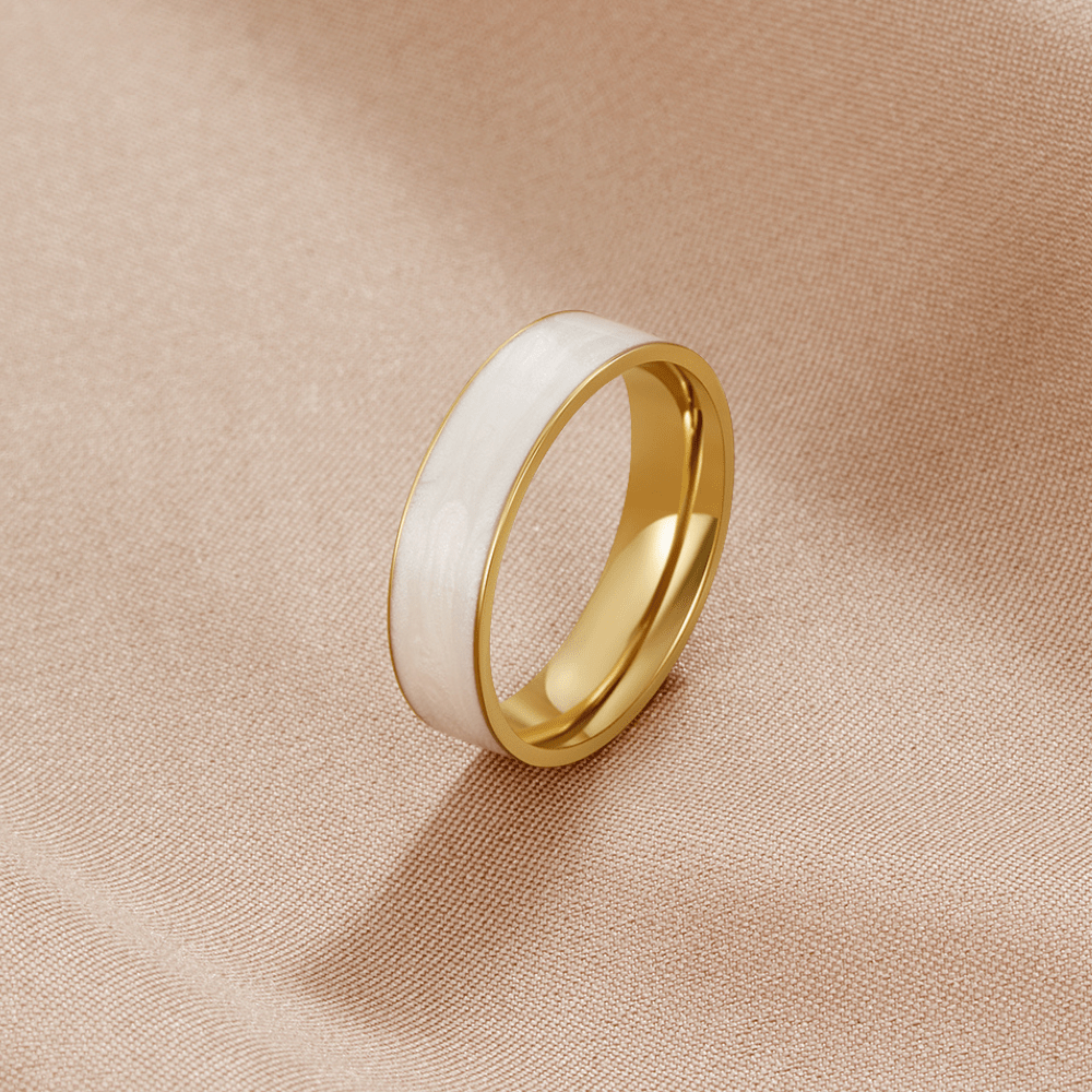 Ilona | White Sahara Ring