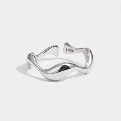 Ariana | Wave Ring in Silver