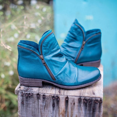 Ardis | Leather Boots with Practical Zipper