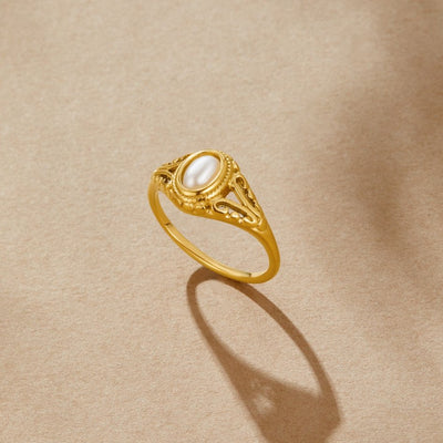 Toni | Vintage Royal Pearl Ring
